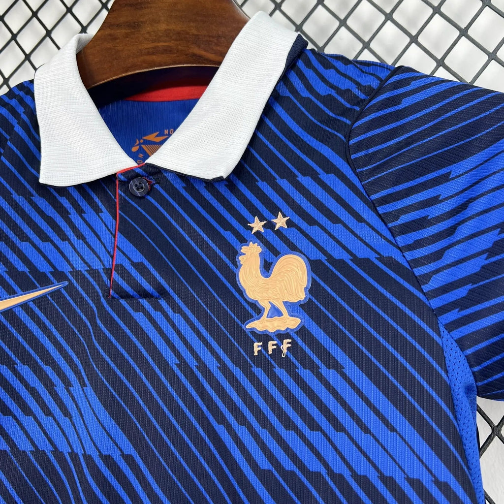 BOOTS SUPPLY France 2026 Home Kids size - Jerseys