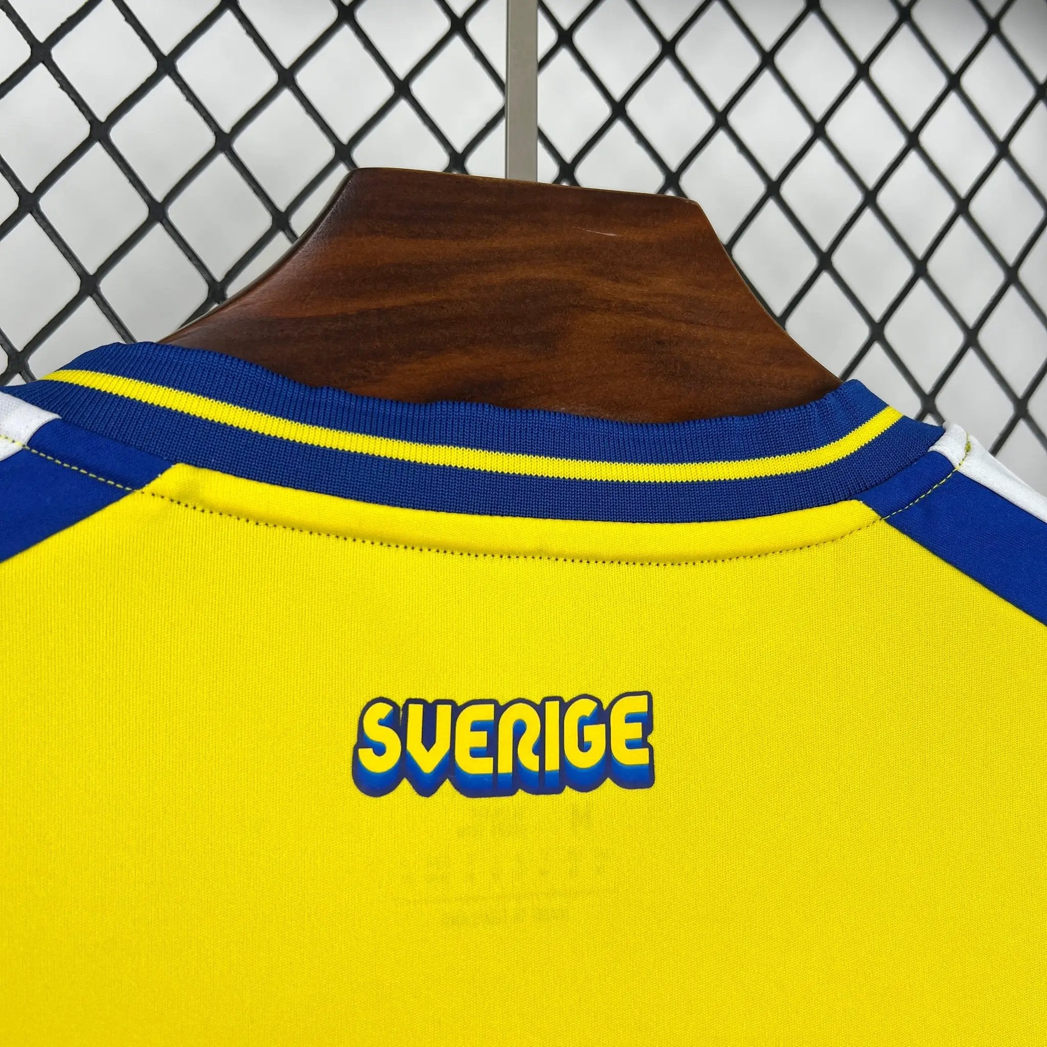 BOOTS SUPPLY Sweden 2026 Home Kit - Jerseys
