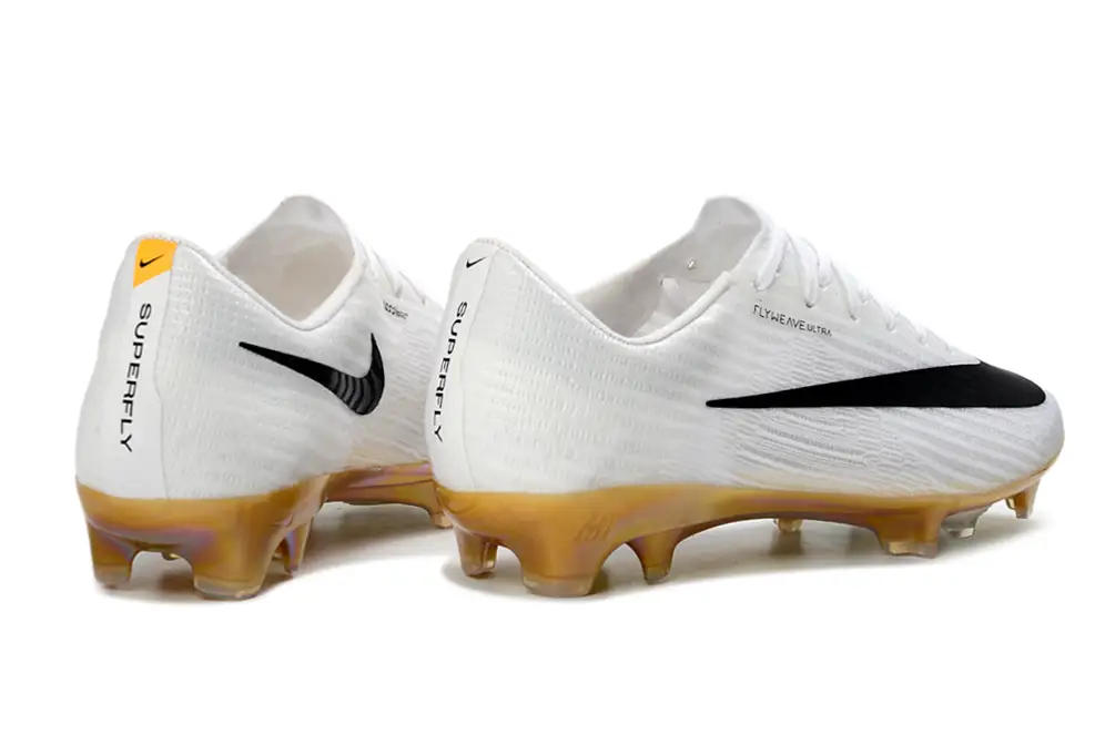 Nike Air Zoom Mercurial Vapor XVII Elite Football Cleats for Speed and Agility