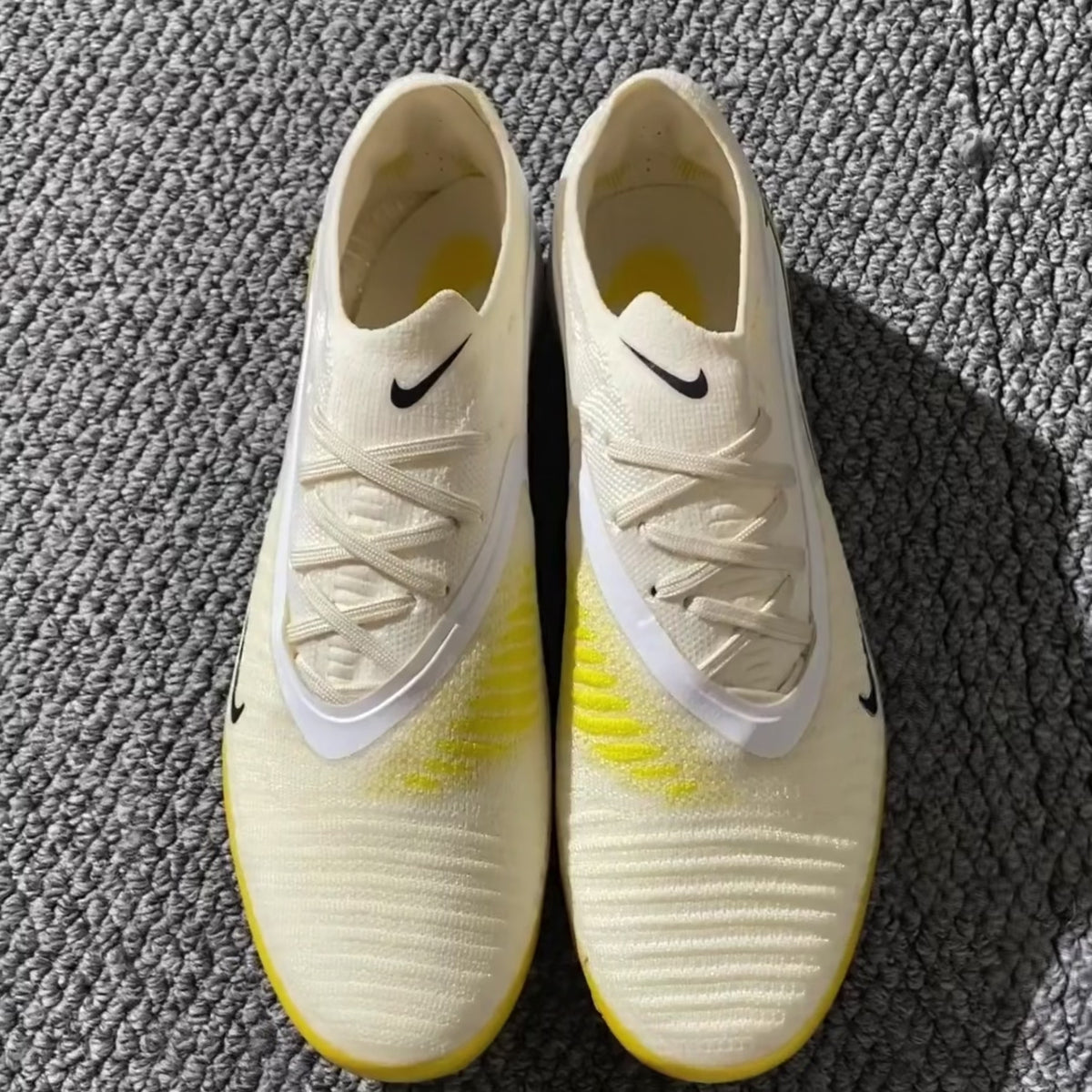 Nike Phantom 6 Elite FG Sail Volt